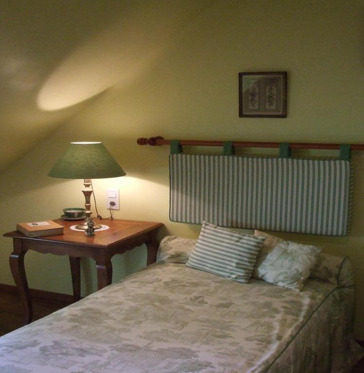 Bed and Breakfast Le Moulin D'Hys La Cropte Екстер'єр фото